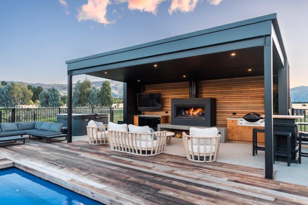 Burton-Wanaka-Polished-Plinth-through-roof-poolside